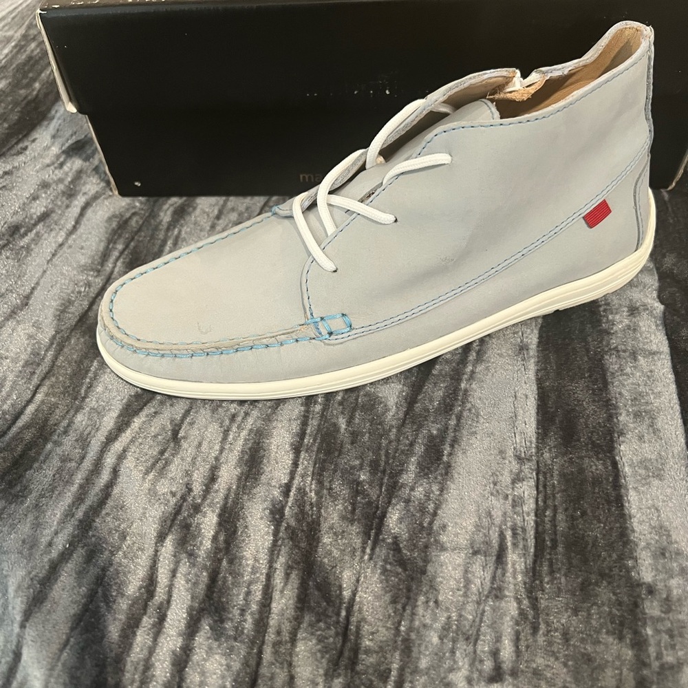 Men's Casual Gray Shoes by Marc Joseph Size 5.5